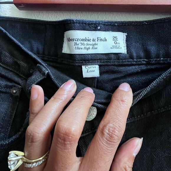 Abercrombie & Fitch Women's Black Straight Leg Jeans - Picture 7 of 11